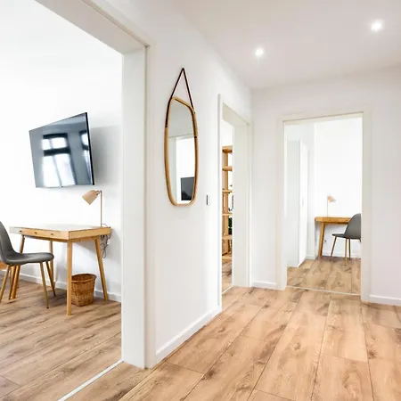 Appartement 75qm 3-raum-wohnung In Ruhiger Umgebung *